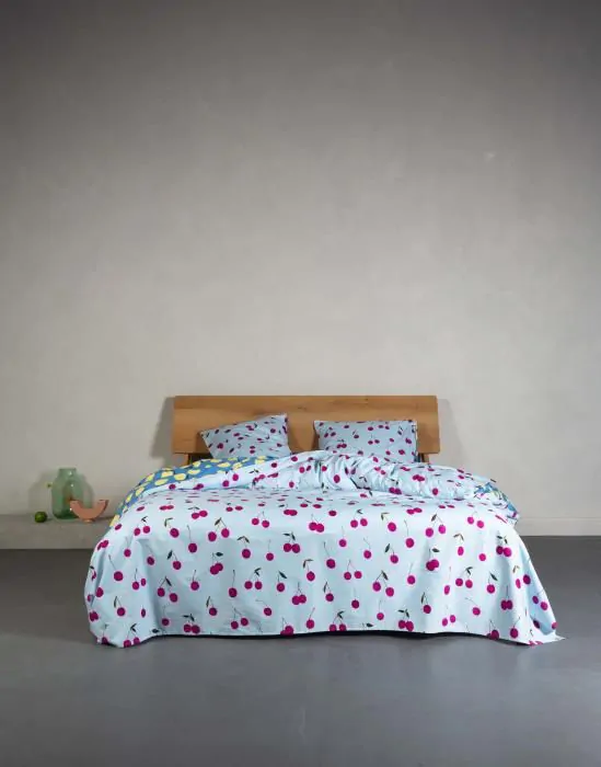 ESSENZA & CO Zesty cherry Ijsblauw Dekbedovertrekset 240 x 220 cm - Afbeelding 2