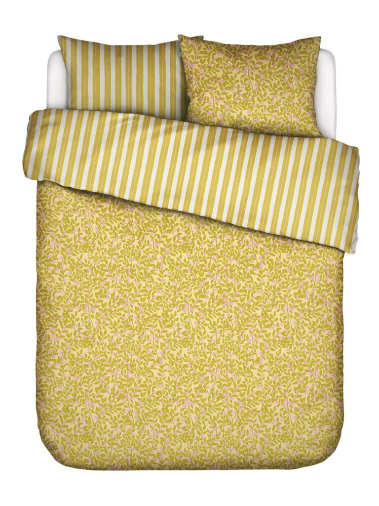 ESSENZA & CO Petite berry lemon yellow Dekbedovertrekset 200 x 220 cm
